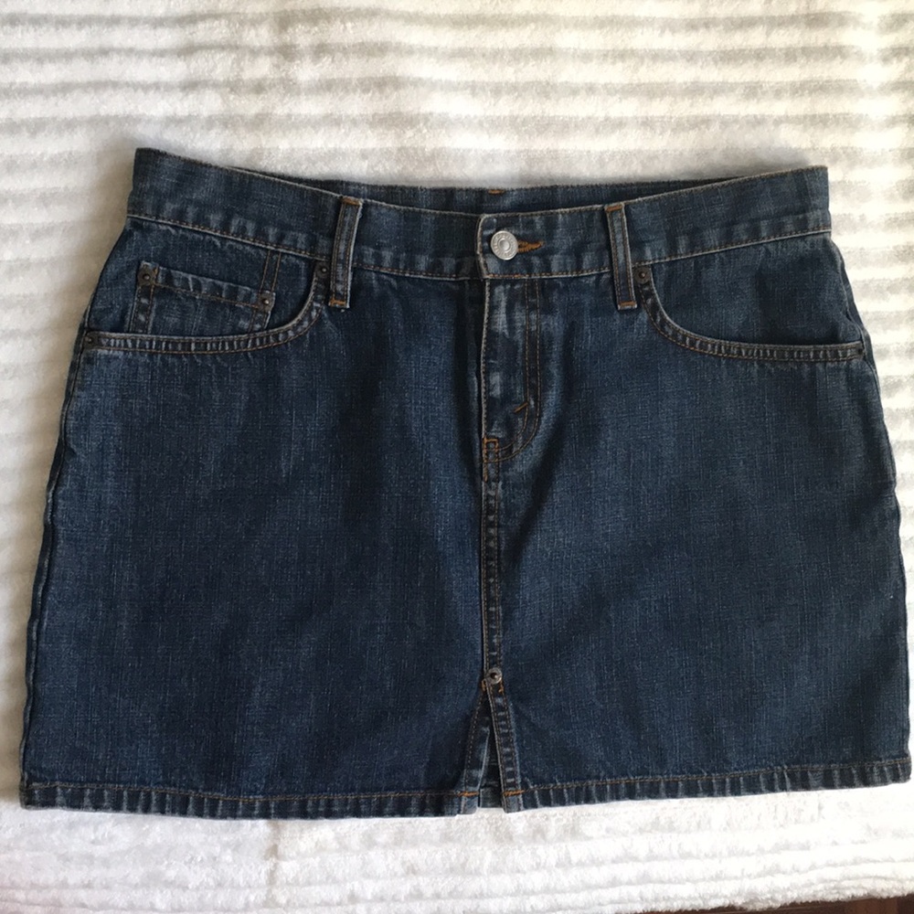 Levis